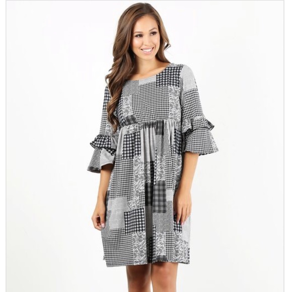 Dresses & Skirts - ❌SALE❌ 🎉Patchwork Ruffle Sleeve Dress 🎉